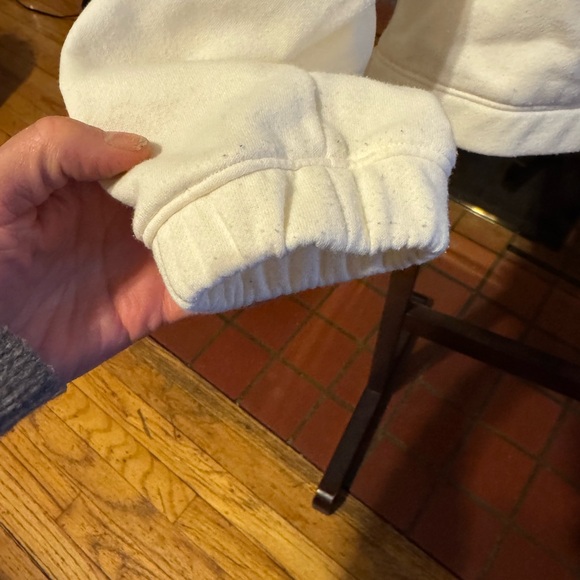 O'Neill Cream Hoodie used once in like new condition size M - Picture 4 of 6